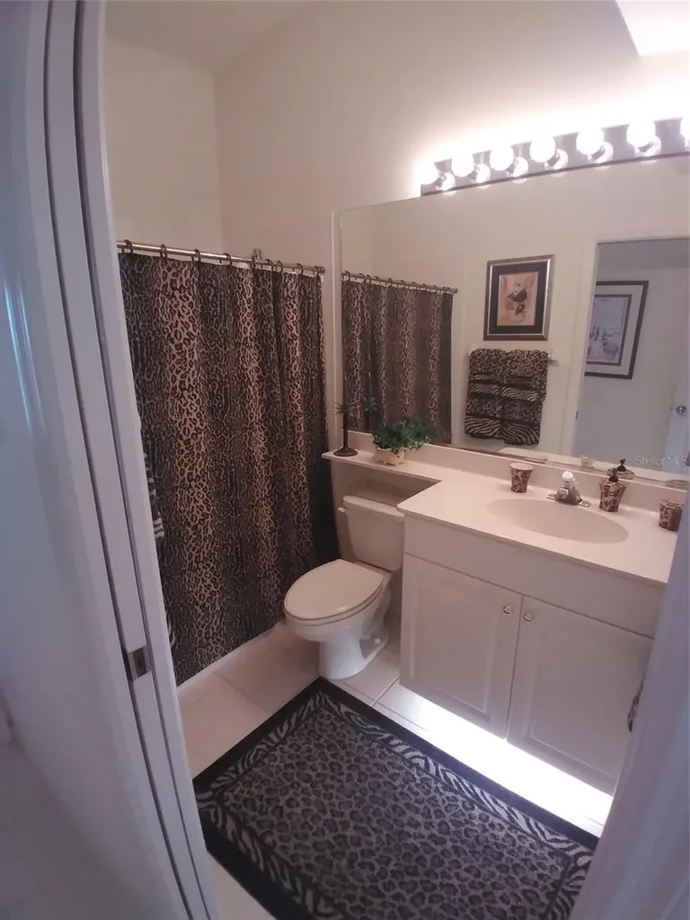 7476 Eleanor Circle Sarasota FL 34243