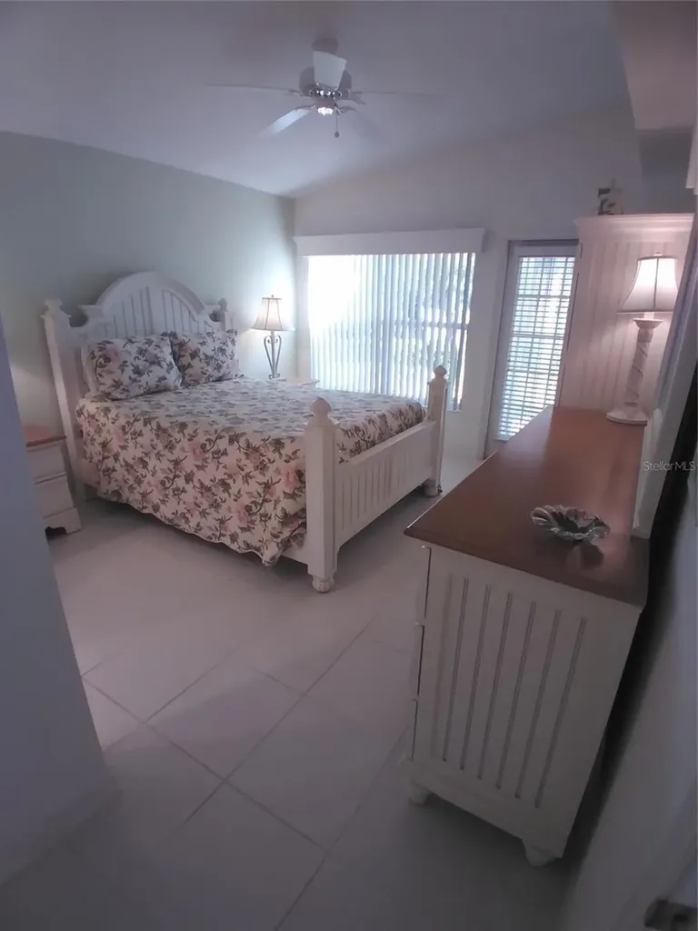 7476 Eleanor Circle Sarasota FL 34243