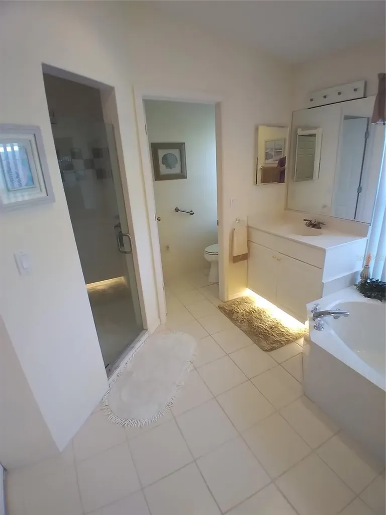 7476 Eleanor Circle Sarasota FL 34243