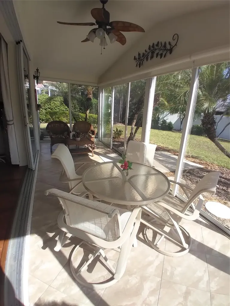 7476 Eleanor Circle Sarasota FL 34243