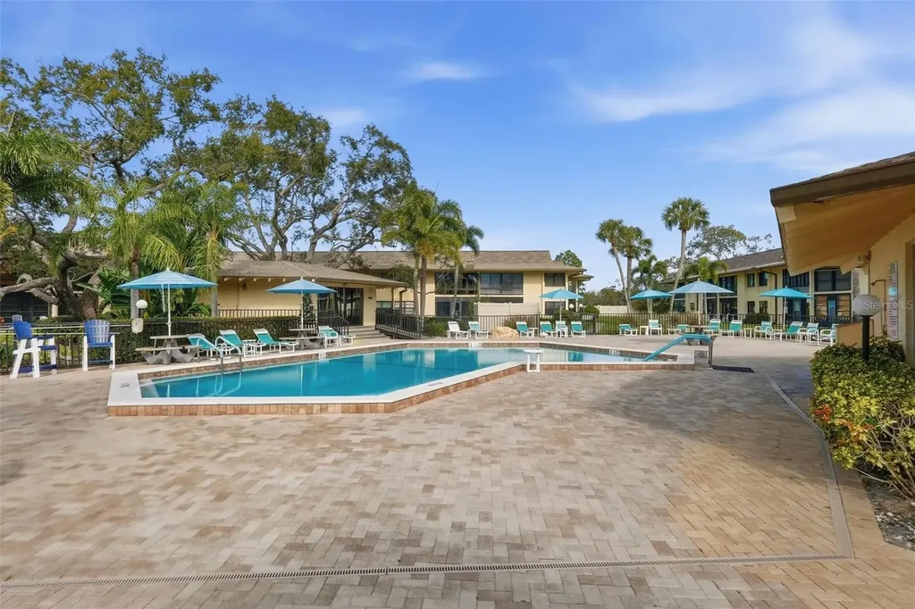 12300 Vonn Road Largo FL 33774