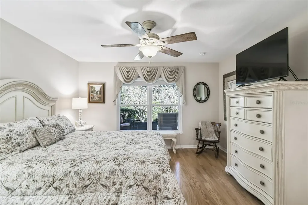 513 Vineyard Way Poinciana FL 34759