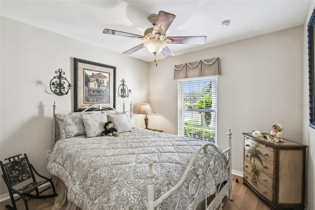 513 Vineyard Way Poinciana FL 34759
