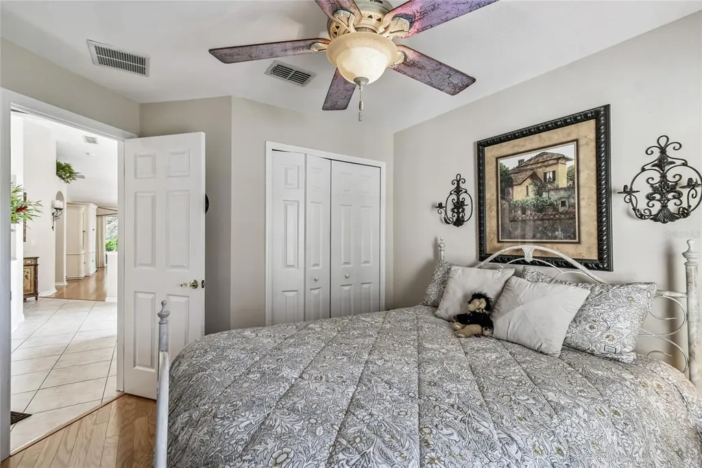 513 Vineyard Way Poinciana FL 34759