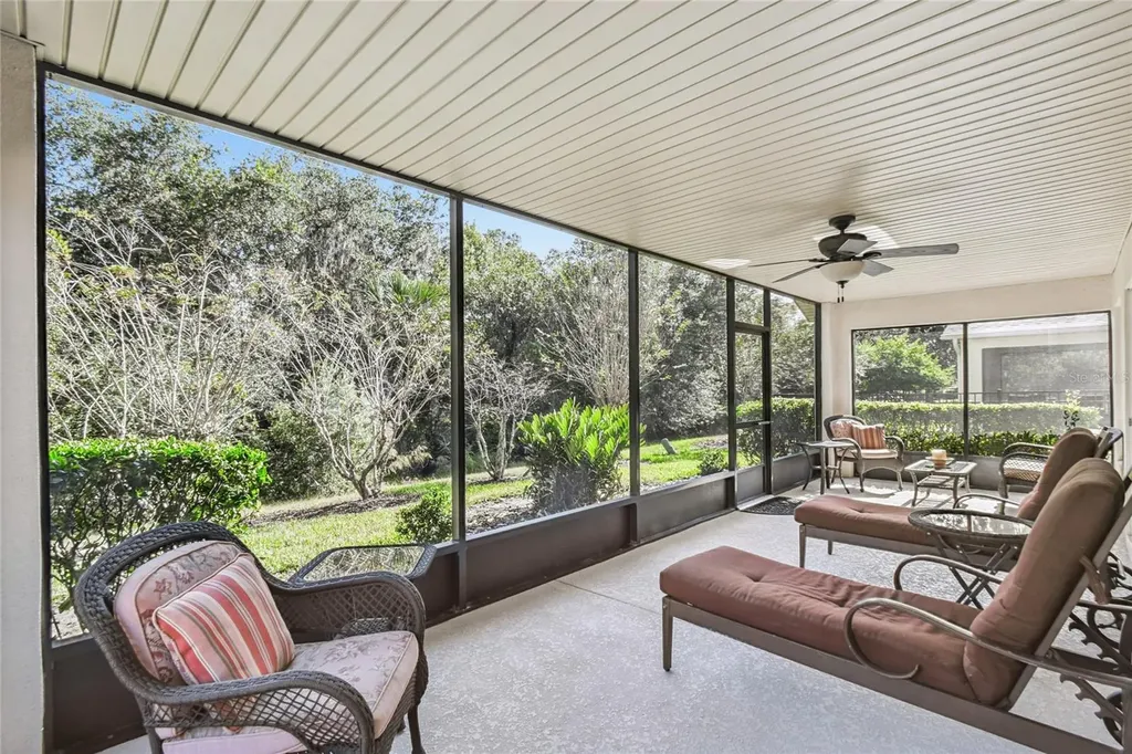 513 Vineyard Way Poinciana FL 34759