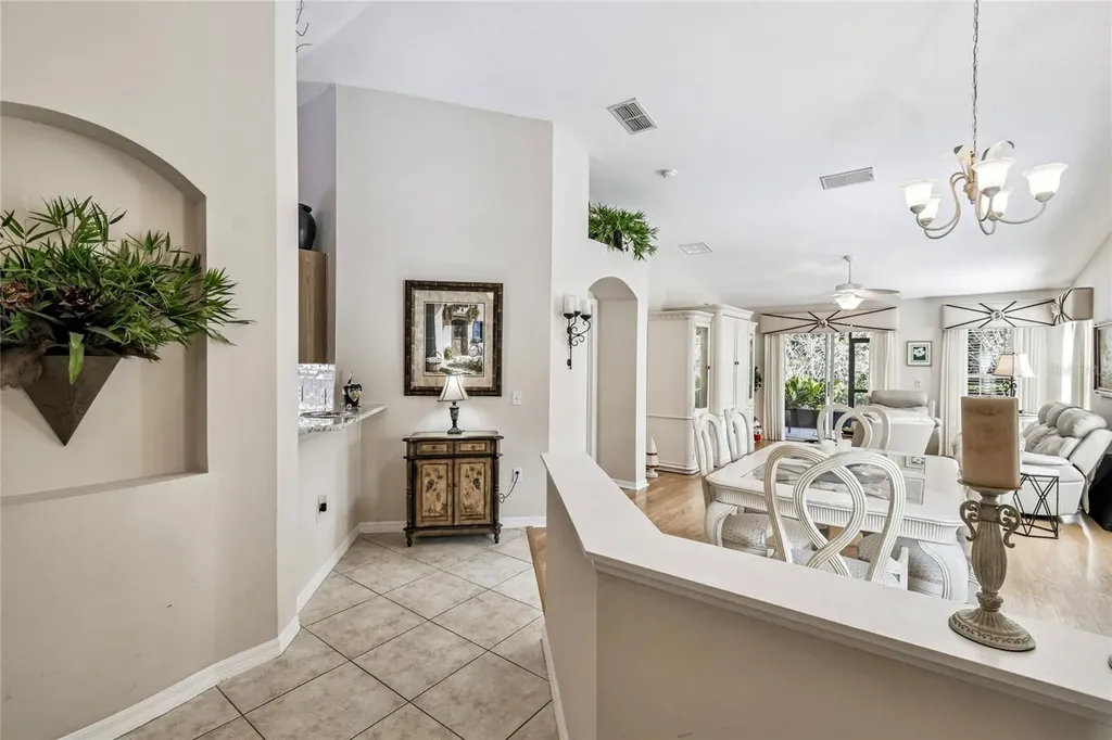 513 Vineyard Way Poinciana FL 34759