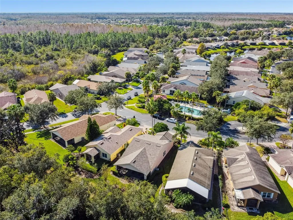 513 Vineyard Way Poinciana FL 34759