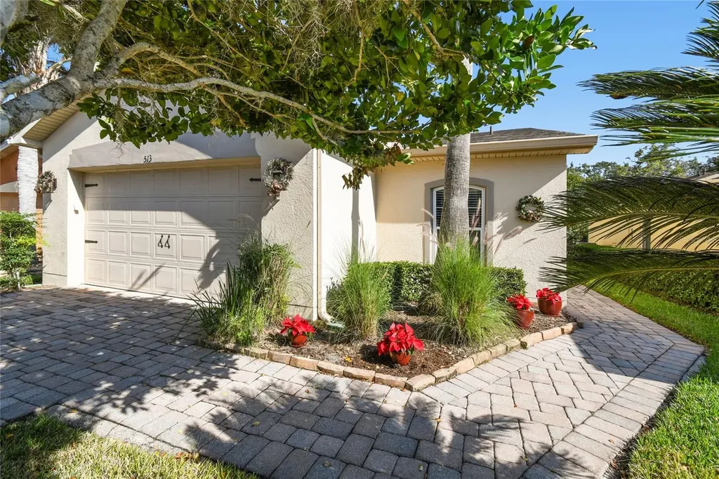 513 Vineyard Way Poinciana FL 34759