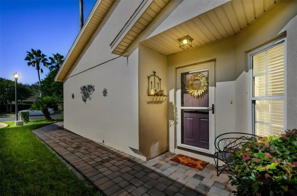 513 Vineyard Way Poinciana FL 34759