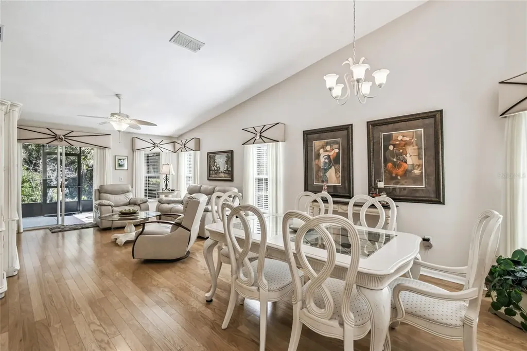 513 Vineyard Way Poinciana FL 34759