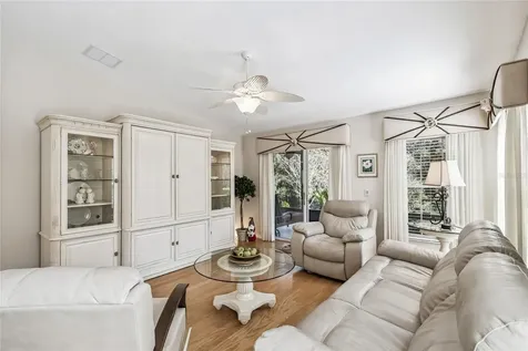 513 Vineyard Way Poinciana FL 34759