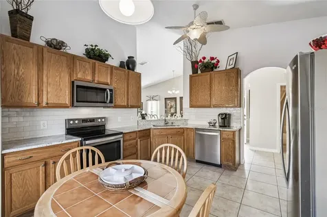 513 Vineyard Way Poinciana FL 34759