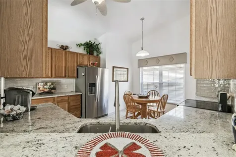 513 Vineyard Way Poinciana FL 34759