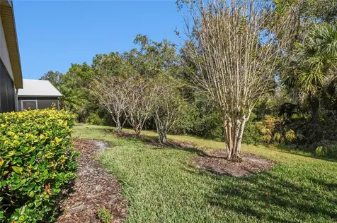 513 Vineyard Way Poinciana FL 34759