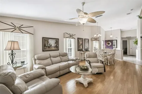 513 Vineyard Way Poinciana FL 34759