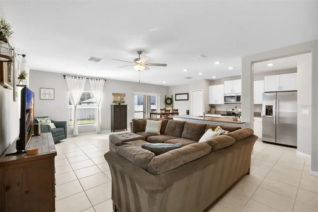36412 Garden Wall Way Zephyrhills FL 33541