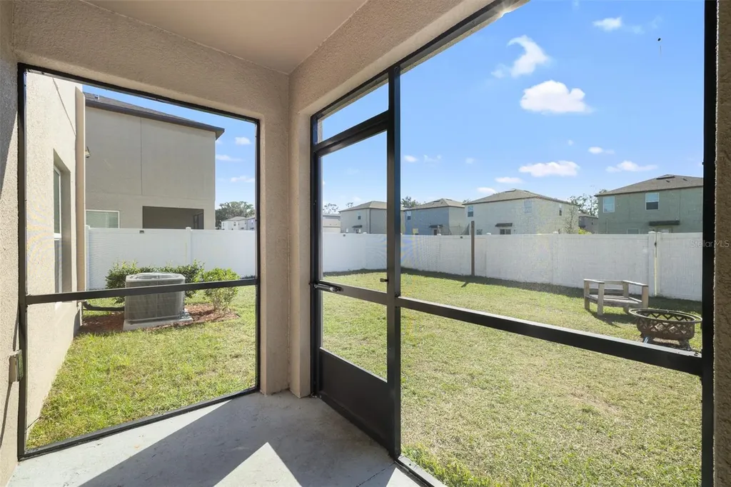 36412 Garden Wall Way Zephyrhills FL 33541
