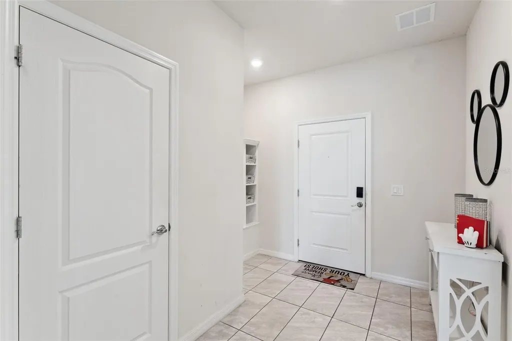 7163 Oakmoss Loop Davenport FL 33837