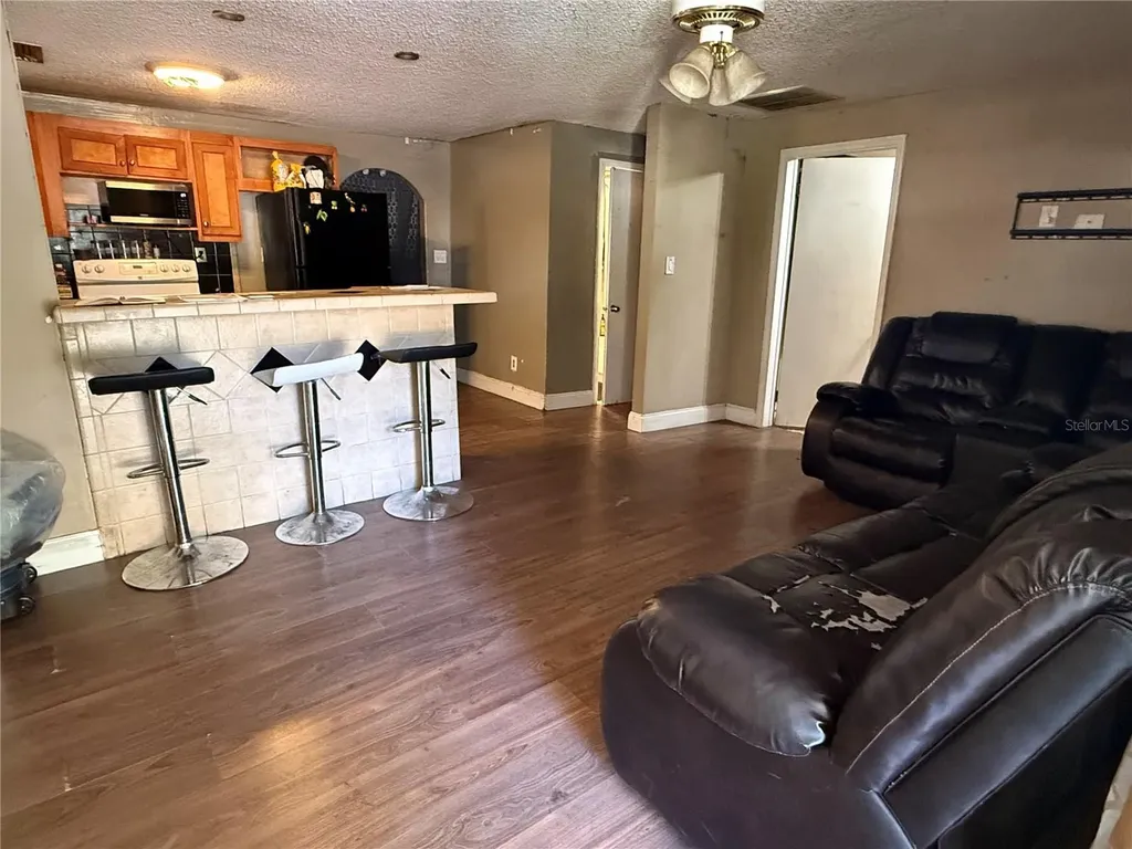 10 Mays Street Plant City FL 33563