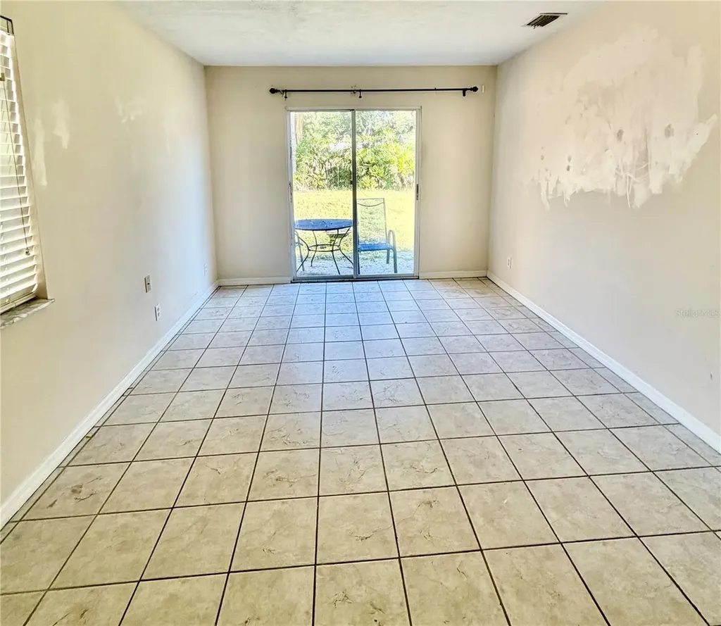 5502 S Elkins Avenue Tampa FL 33611