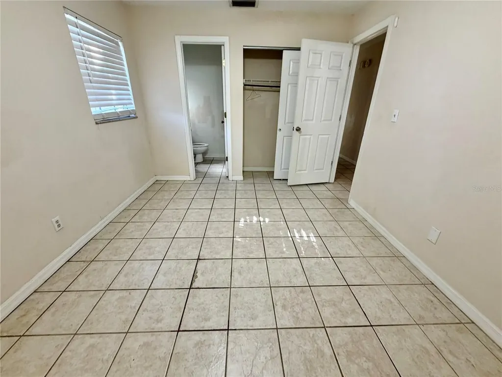 5502 S Elkins Avenue Tampa FL 33611