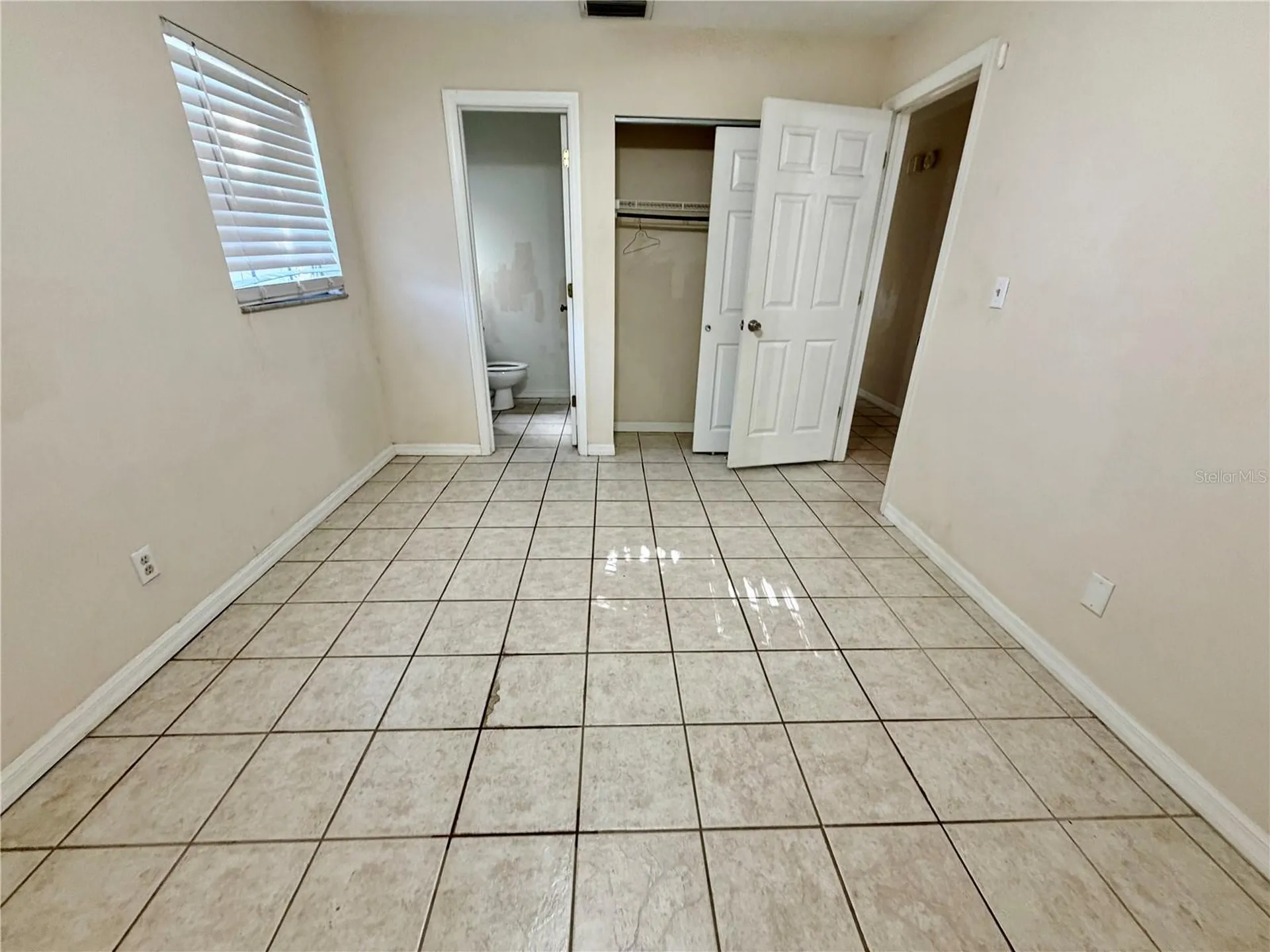 5502 S Elkins Avenue Tampa FL 33611