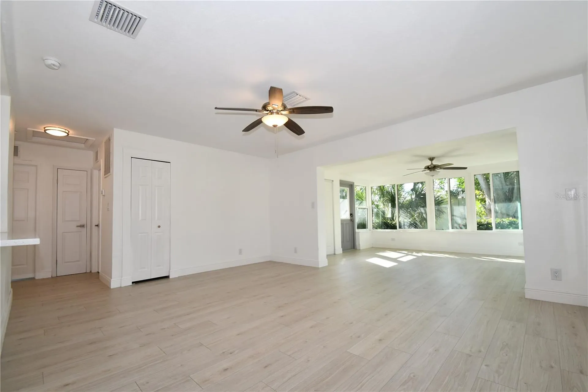 547 Trade Winds Drive Dunedin FL 34698