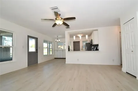 547 Trade Winds Drive Dunedin FL 34698