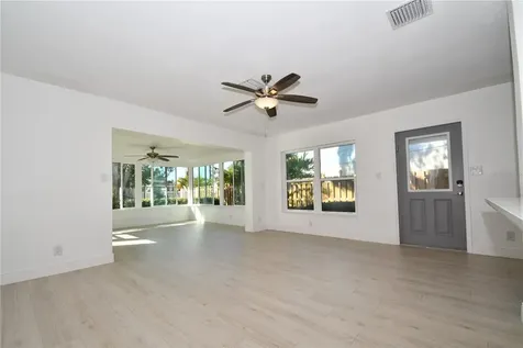 547 Trade Winds Drive Dunedin FL 34698