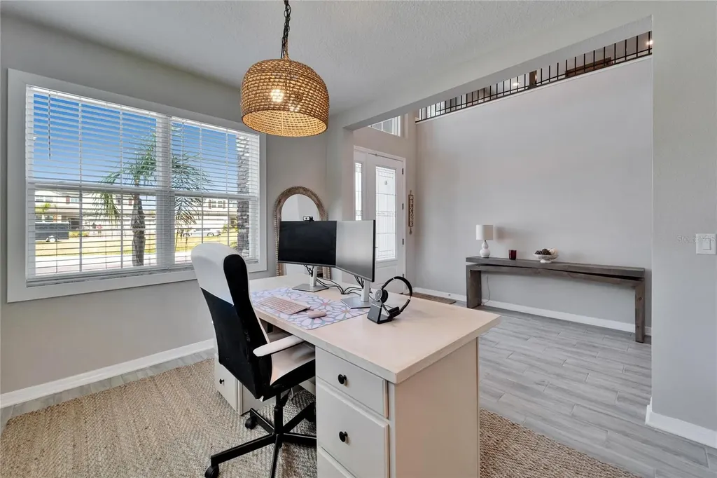 4904 Eagle Rock Drive Wimauma FL 33598