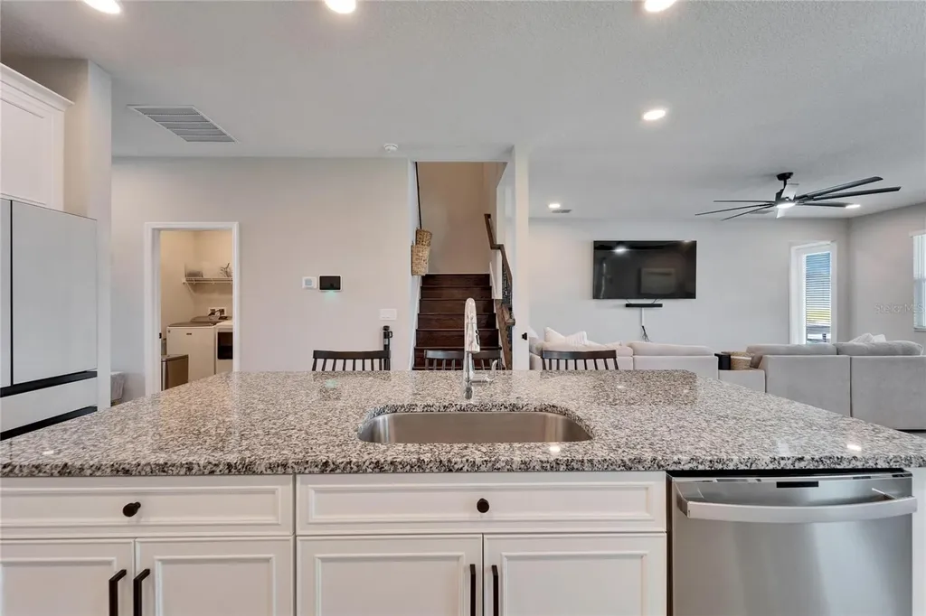 4904 Eagle Rock Drive Wimauma FL 33598