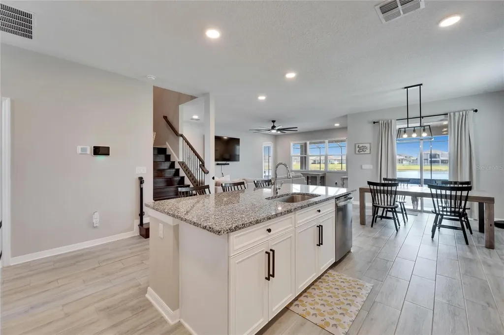4904 Eagle Rock Drive Wimauma FL 33598