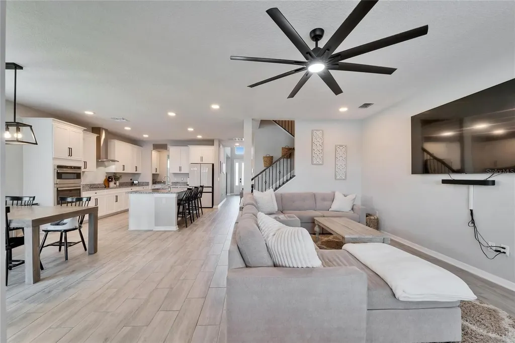 4904 Eagle Rock Drive Wimauma FL 33598