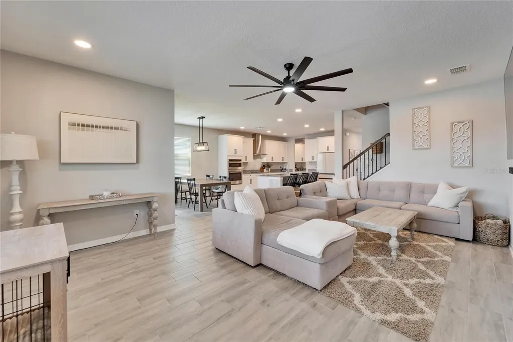 4904 Eagle Rock Drive Wimauma FL 33598