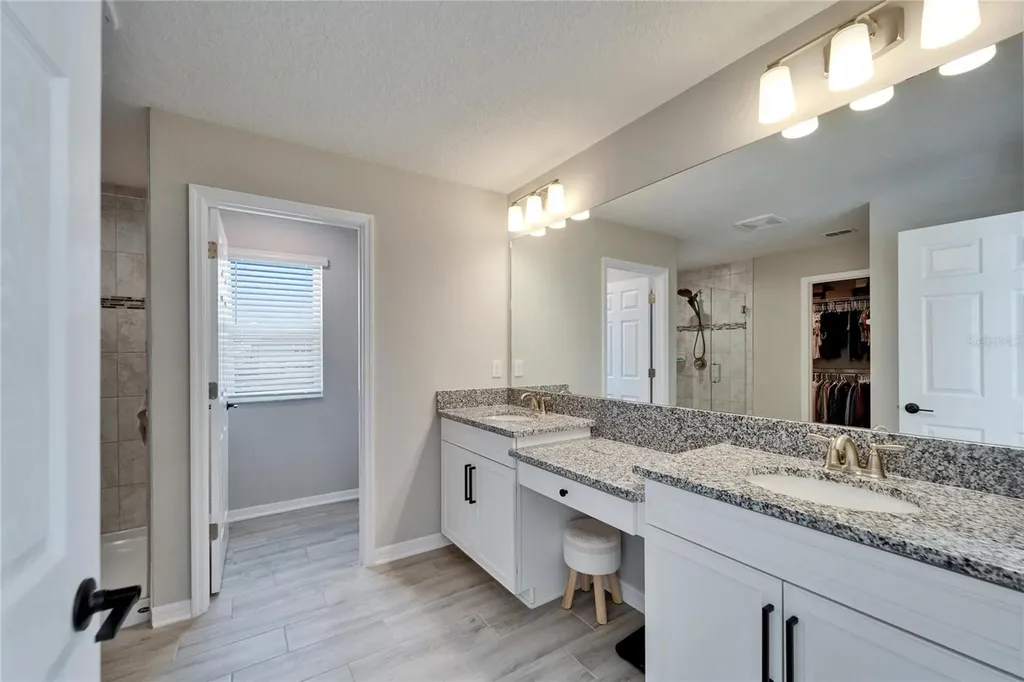 4904 Eagle Rock Drive Wimauma FL 33598