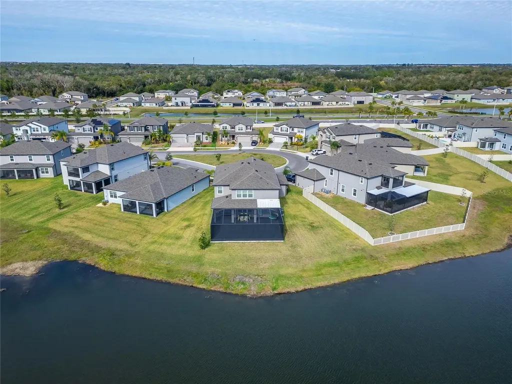 4904 Eagle Rock Drive Wimauma FL 33598