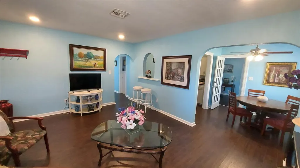 110 N Crest Avenue Clearwater FL 33755