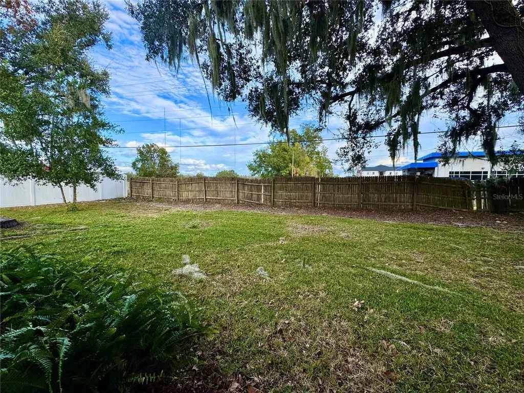 1221 SW 75th Drive Gainesville FL 32607
