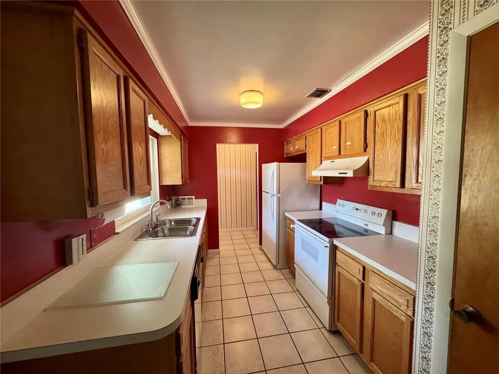 1221 SW 75th Drive Gainesville FL 32607