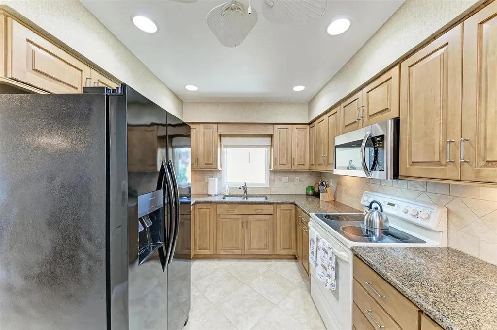 7615 4th Avenue W Bradenton FL 34209