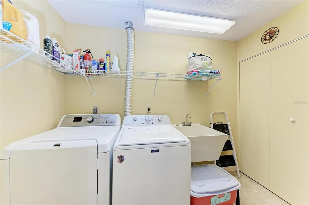7615 4th Avenue W Bradenton FL 34209
