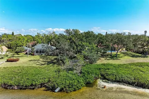 7615 4th Avenue W Bradenton FL 34209