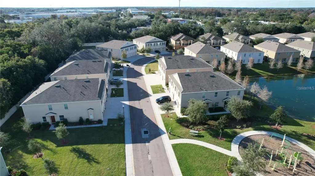 3739 Seneca Club Loop Orlando FL 32808
