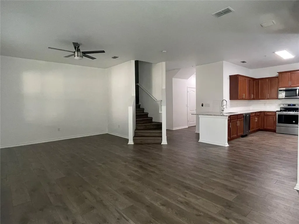 3739 Seneca Club Loop Orlando FL 32808