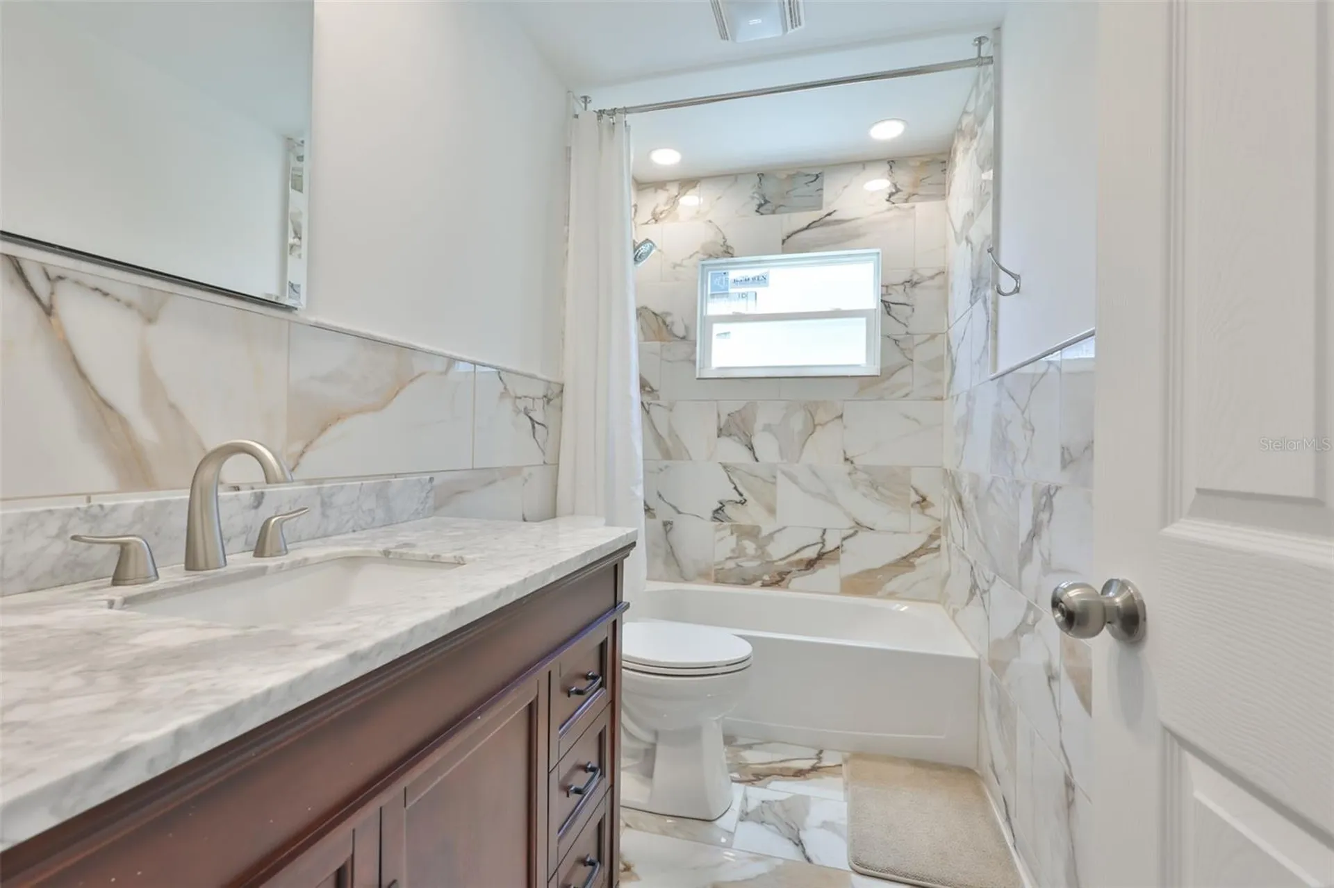 1667 N Dakota Avenue NE St Petersburg FL 33703