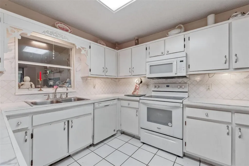 1208 Citrus Oaks Avenue Gotha FL 34734