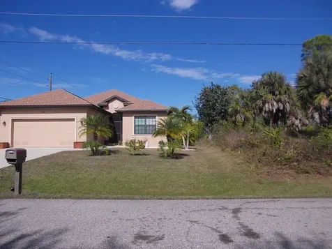 147 Yellow Pine Drive Rotonda West FL 33947