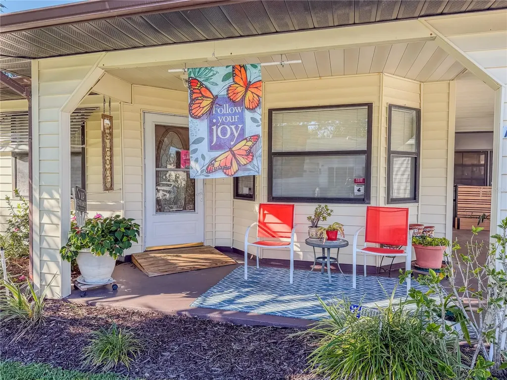 1678 Colonnades Circle N Lakeland FL 33811