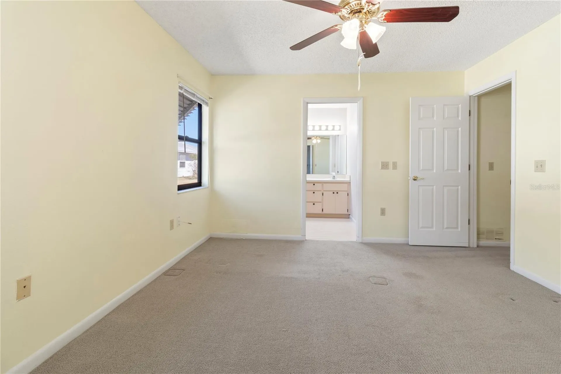 1678 Colonnades Circle N Lakeland FL 33811