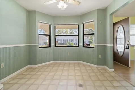 1678 Colonnades Circle N Lakeland FL 33811